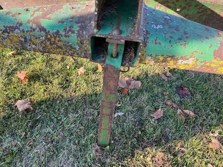 john-deere-65-image-14