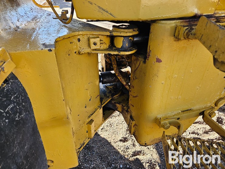 caterpillar-920-image-9