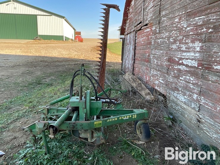 john-deere-38-image-7