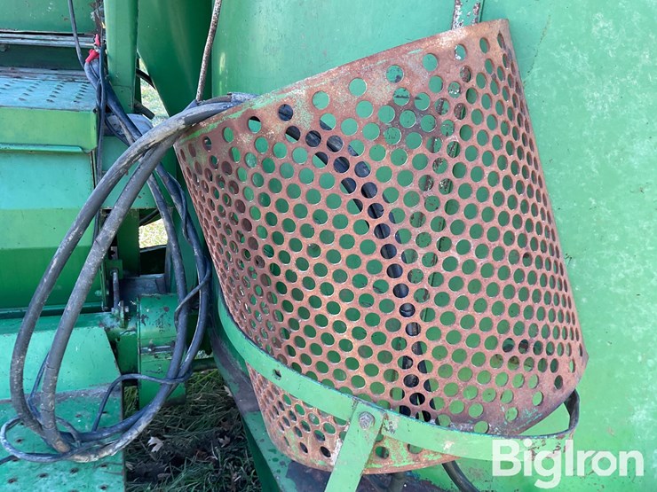 john-deere-750-image-16