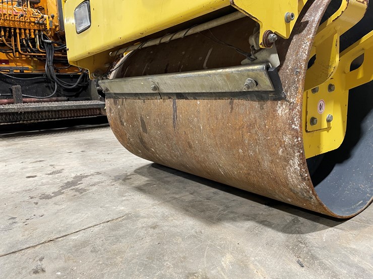 2014-bomag-bw900-50-image-13