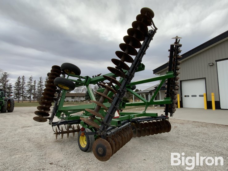 john-deere-630-image-7