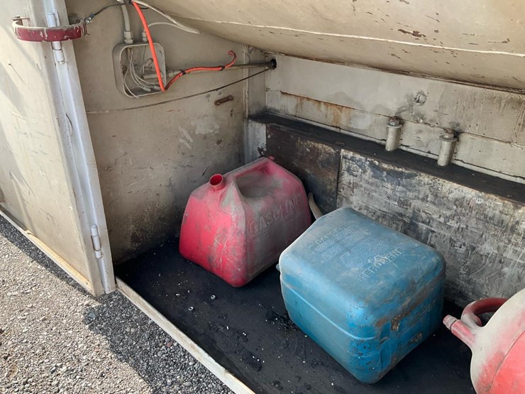 international-1854s-image-21