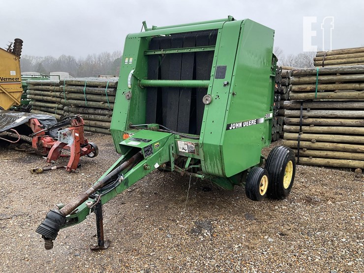 john-deere-335-image-1