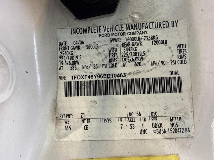 2006-ford-f450-image-23