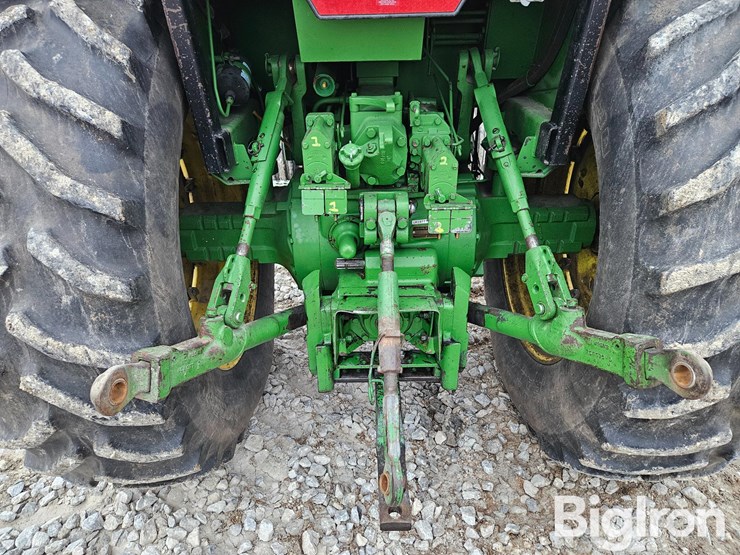 john-deere-4440-image-9