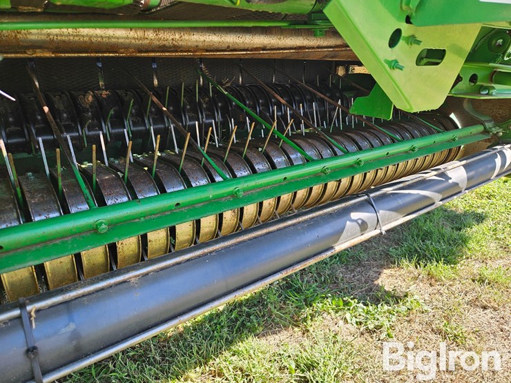 john-deere-568-image-14