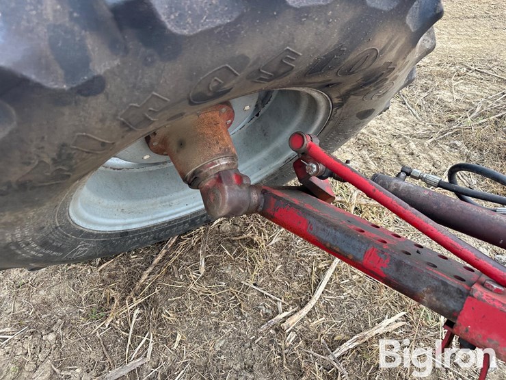 case-ih-1688-image-13