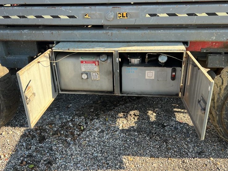 skyjack-sj8850rt-image-16