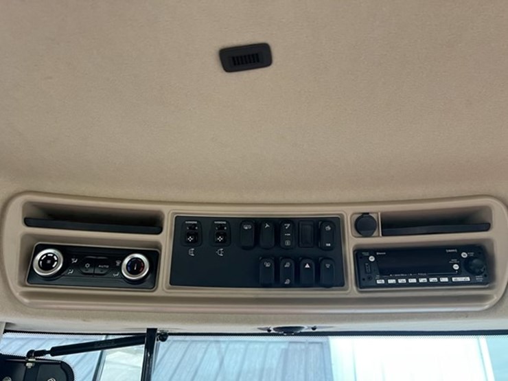 #156-•-2023-steiger-470-image-27