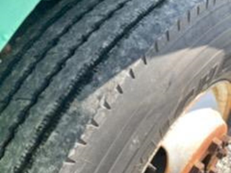 international-4700-image-5