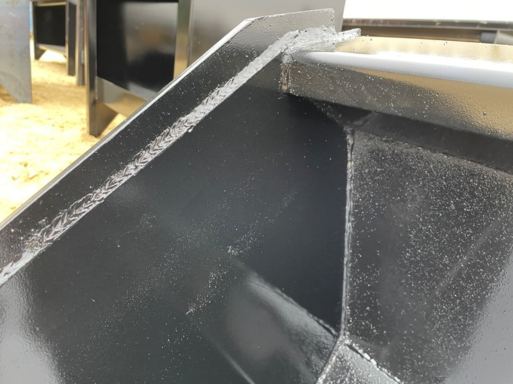 #2559-•-new-kc-90"-skid-steer-bucket-image-11