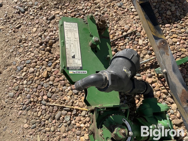 john-blue-16-row-fertilizer-pump-and-distributor-image-12