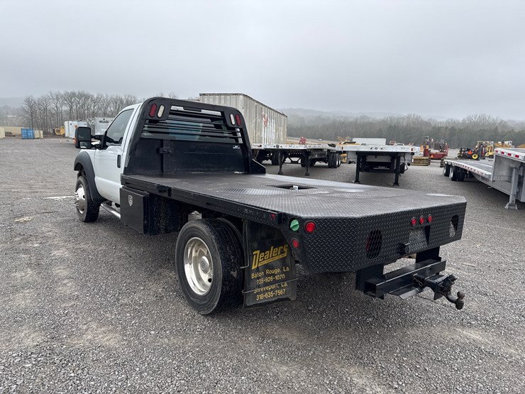 ford-f550-xl-image-4