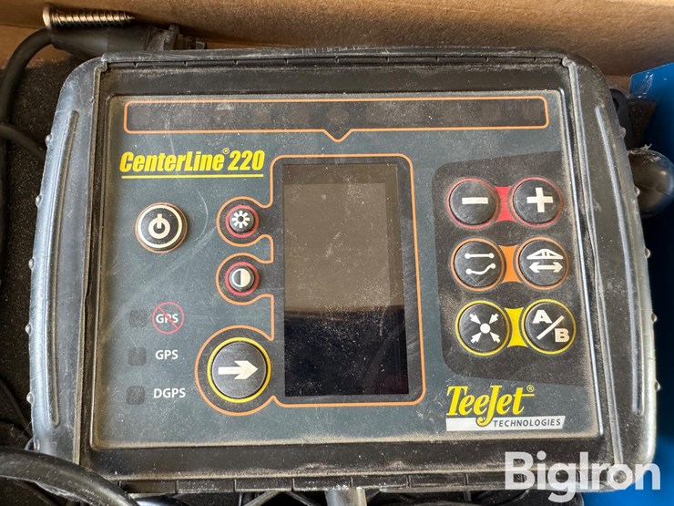 teejet-center-line-220-guidance-system-image-15