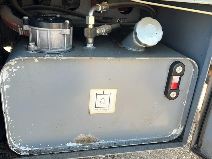 skyjack-sj7135rt-image-16