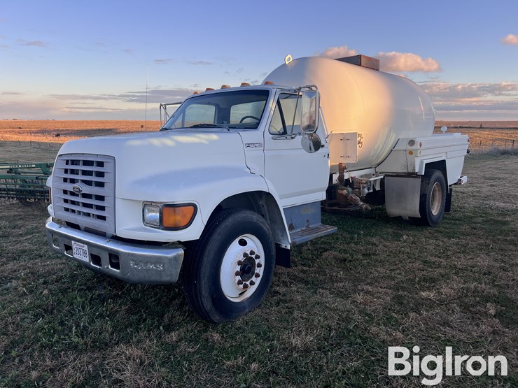 1998-ford-f700-image-1