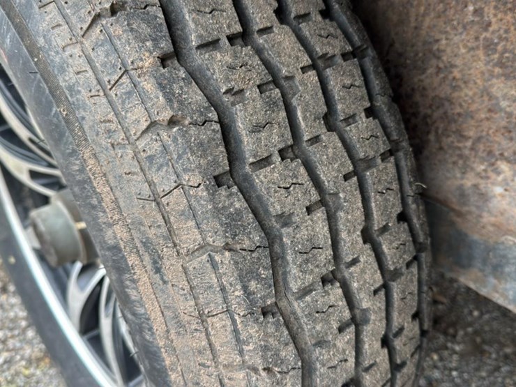 #2207-•-double-axle-tongue-trailer*-image-14