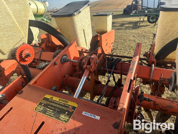 allis-chalmers-330-image-13