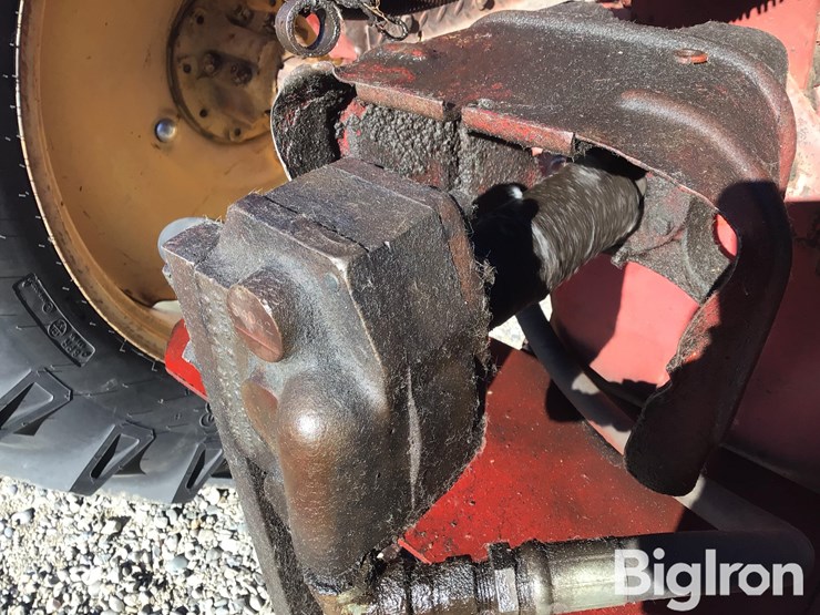 massey-ferguson-44-image-14