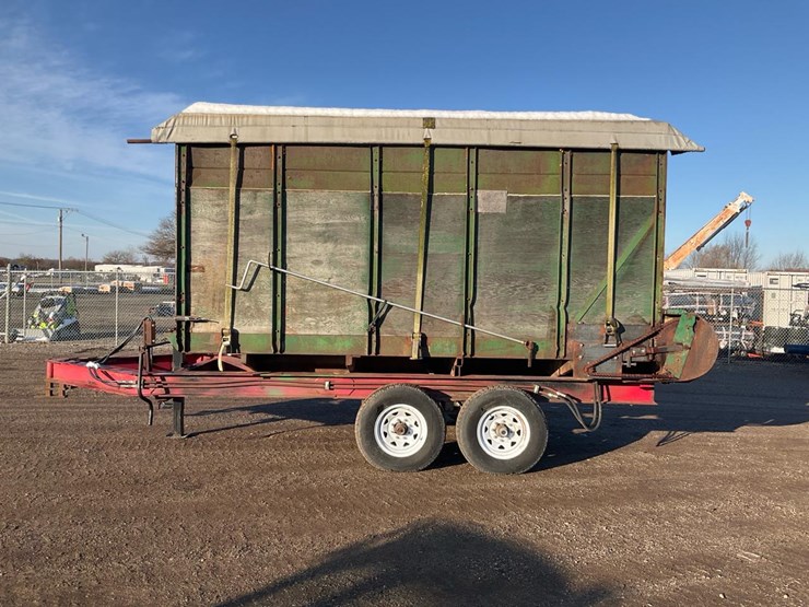 #2300-•-sawdust-trailer-image-2