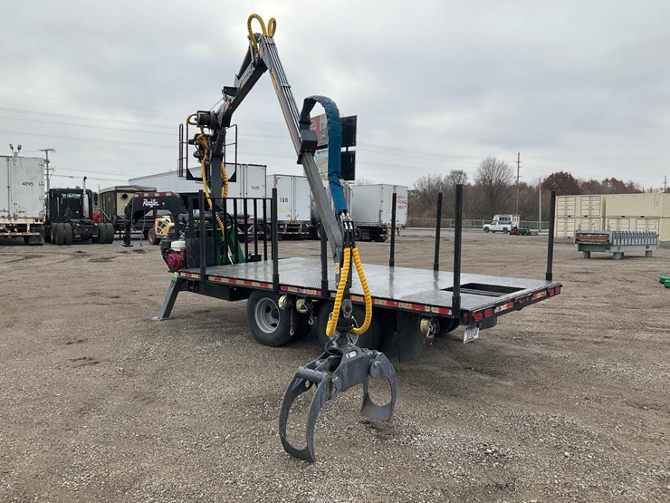 #2150-•-2017-roadster-trailer-with-a-farma-c6,-3-g2-loader-image-2