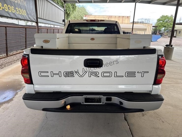 2006-chevrolet-silverado-1500-image-7