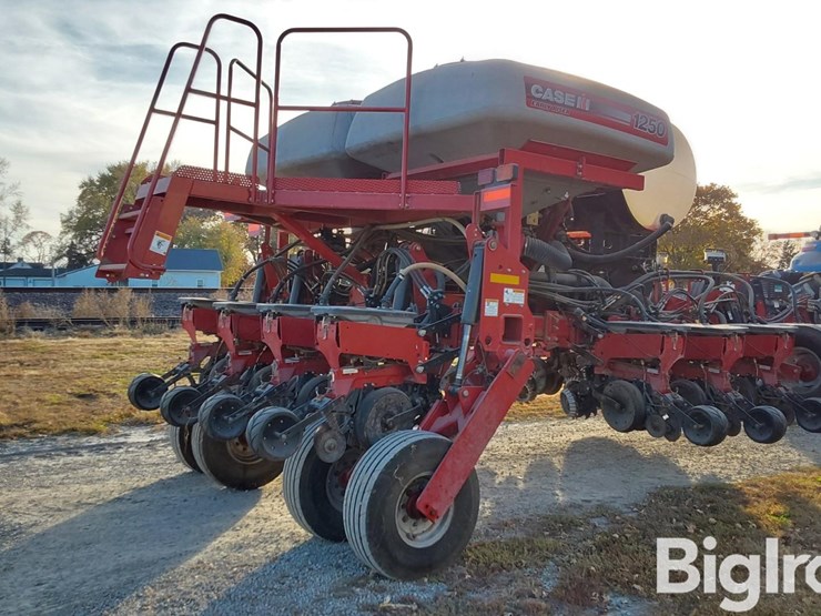 case-ih-1250-image-5