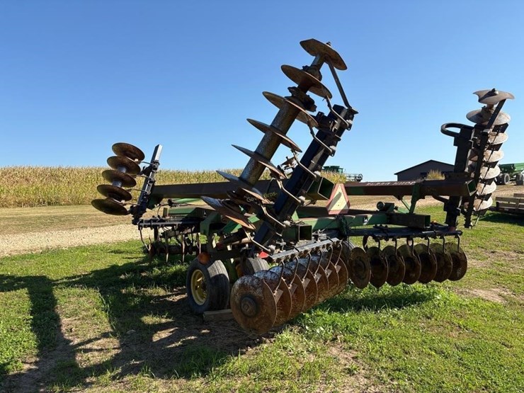 john-deere-635-image-8