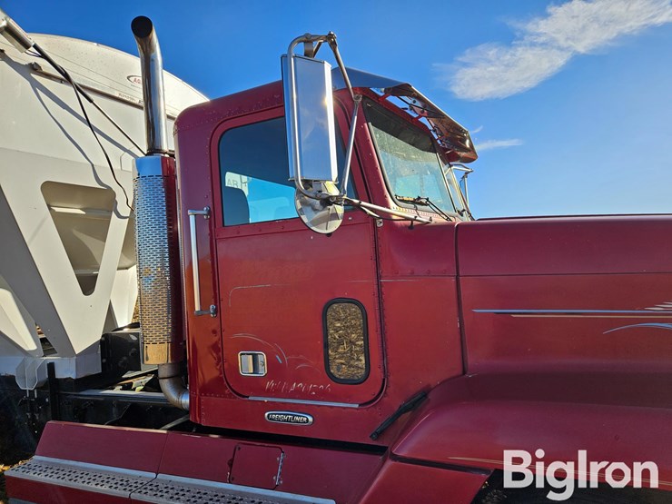 freightliner-fld120-image-13