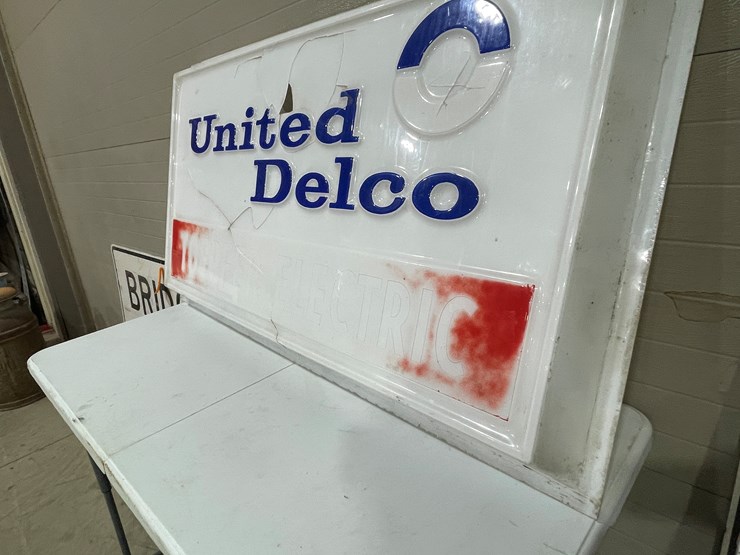 #7876-•-united-delco-sign-image-5