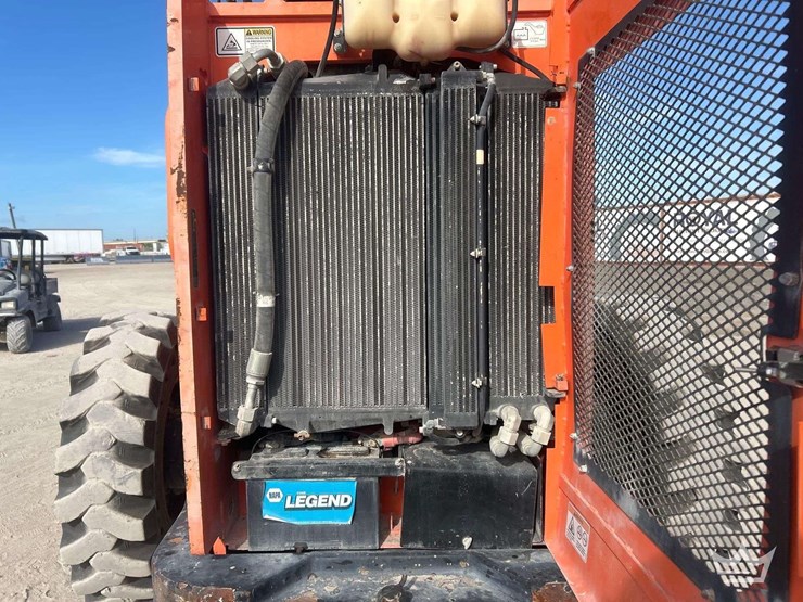 2017-sky-trak-10054-image-13