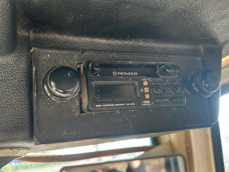 j-i-case-2590-image-37