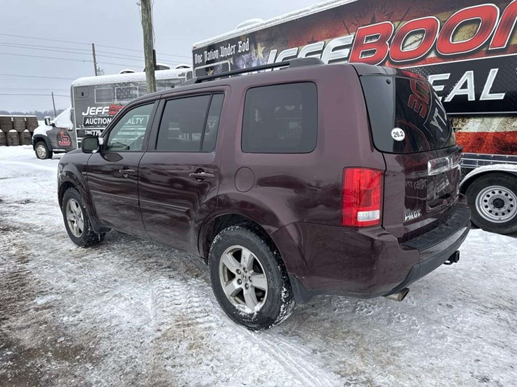 2011-honda-pilot-image-2