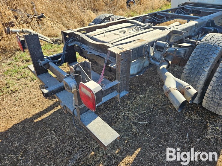 ford-f350-xl-image-15