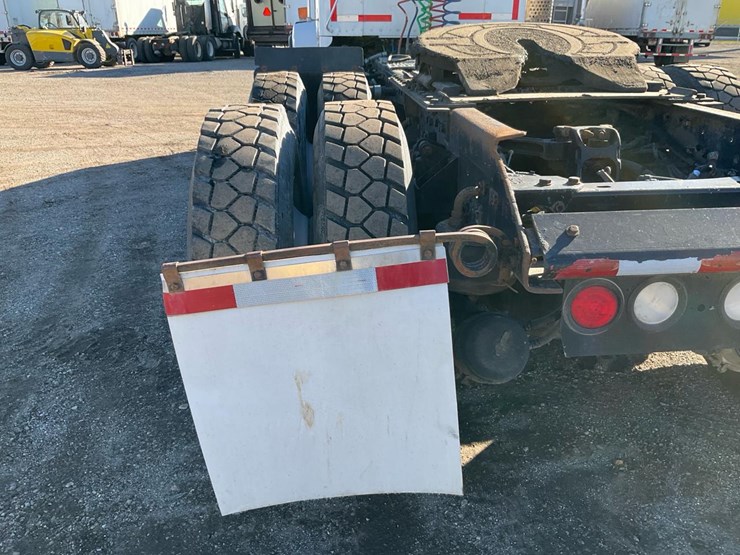 kenworth-t800-image-40