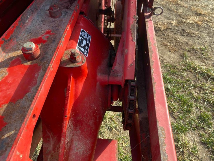 new-holland-316-image-11