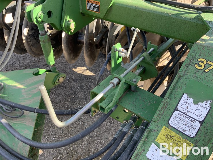 2007-john-deere-637-image-15