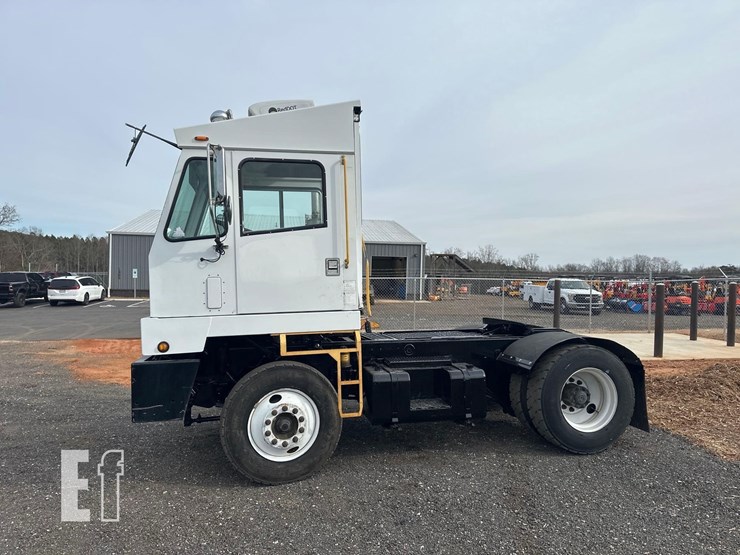 2011-capacity-tj5000-image-2