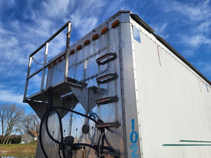 wilkens-walking-floor-image-10