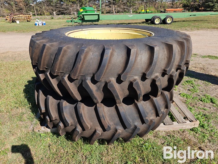 john-deere-4630-image-1