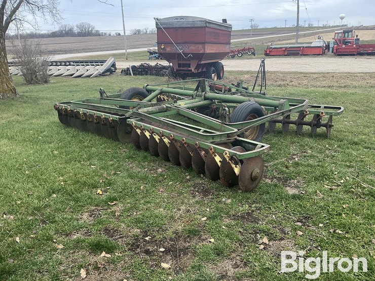 john-deere-14-image-5