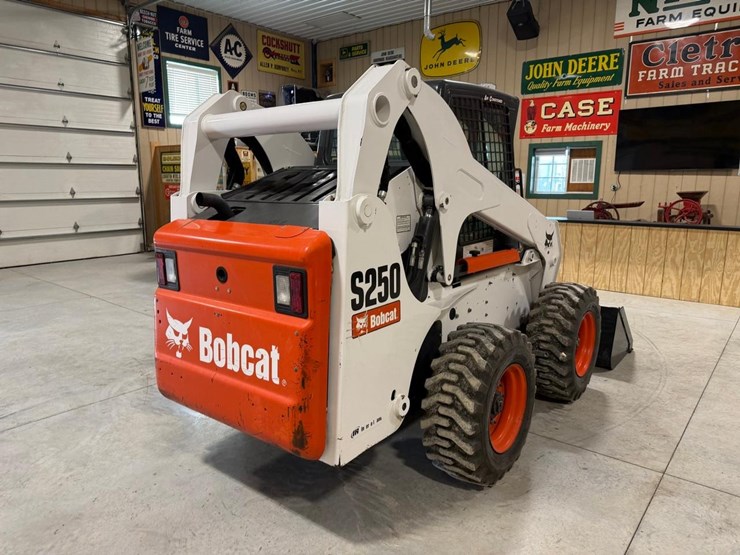 bobcat-s250-image-10