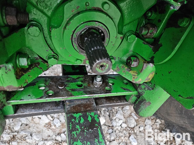john-deere-4440-image-13