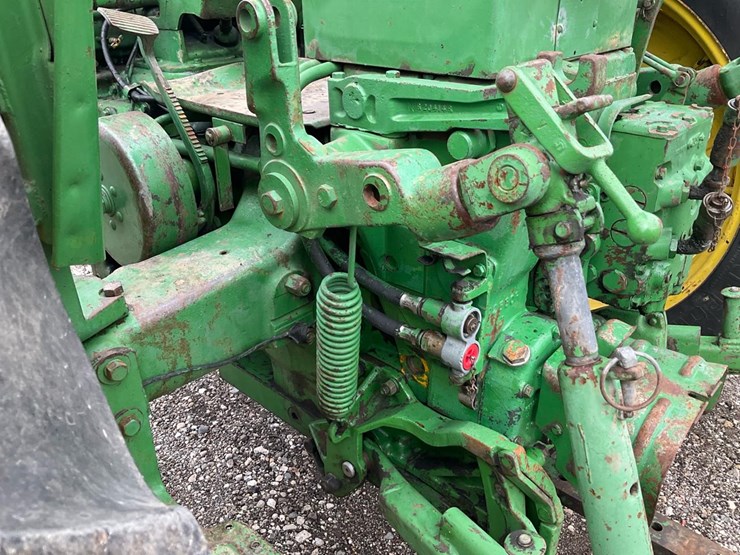 john-deere-730-image-23