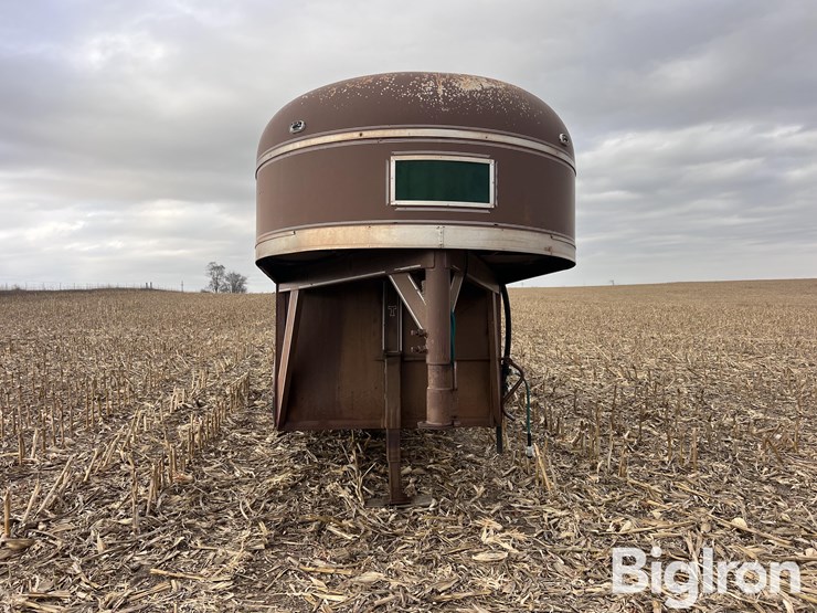 1983-travalong-18’-t/a-gooseneck-livestock-trailer-image-2
