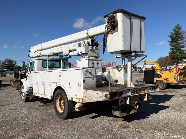 2001-international-4900-image-3