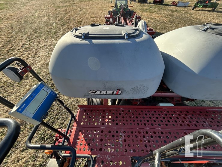 2013-case-ih-1265-image-47