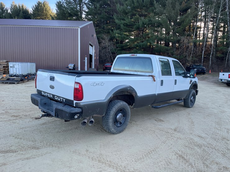 ford-f250-xl-image-4