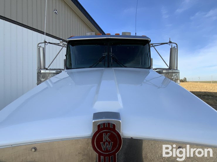 kenworth-t800b-image-16